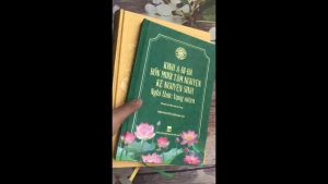 Sách Combo 2 quyển Kinh cao cấp [Diệu Pháp Liên Hoa + A Di Đà - Bốn Mươi Tám Nguyện - Kệ Nguyện Sinh] (Bìa cứng)