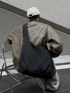 Yuen Korean Ins Casual Large Capacity Idle Style Work Clothing Light Canvas Tote Street Postman Backpack Men and Women