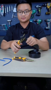 Kéo thợ điện Ingco HES0188 (200mm) thép không gỉ tay cầm thiết kế độc đáo chống trượt