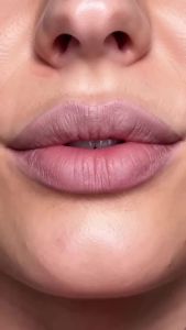 10 Shades Nude Blurring Lip Tint 2-in-1 Lightweight Long-Lasting Non-sticky Velvet Lip & Cheek Blush Lipgloss Daily Cosmetics