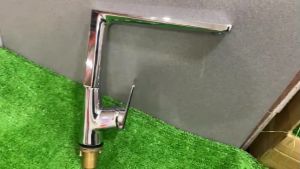 Vòi bếp nóng lạnh Clever KAG-CLV05 cần vuông thiết kế mới chuẩn Korea thân lớn sang sịn mịn tay gạt âm ái sử dụng siêu bền chính hãng Clever 100% không gỉ séc