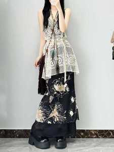 กระโปรงทรงหางปลาพิมพ์ลายโบฮีเมียนสีดำ กระโปรงทรงเอเข้ารูป เอวสูง กระโปรงยาวปานกลาง ฤดูใบไม้ร่วง 2024 กระโปรงทรงเอเข้ารูป