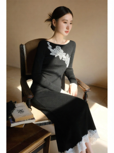 XXNING | Bộ Đầm Áo và Chân Váy Ren Pháp Elegance Slim Fit Thu Nữ