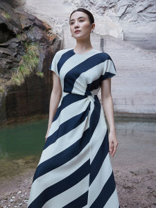 Lancy Summer New Style Color Block Stripe Silk Short Sleeve Dress Waist Inward Womens Dress Elegant Atmosphere Gored Skirt