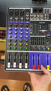Tặng dây hoa sen Mixer M4 Plus 100 Chế Độ Cực Phẩm Cực Hay Bộ Trộn Âm Thanh Cao Cấp Chuyên Hát Livestream Karaoke Gia Đình