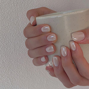 2024 New Hailey Nail Art Short Style Student Pearl Powder Wear Armor White Moonlight Glitter Nail Polish from China