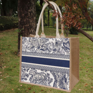 High Capacity Zippered Jute Bag