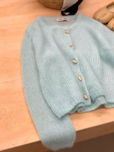 Soft Comfortable Milk Blue Cashmere Knitted Short Thin Cardigan Womens Autumn Fashion Casual Straight Cut Long Sleeve round Neck Sweater