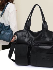 Leather Womens Crossbody Bag Large Capacity Shoulder Handbag for Middle-Aged Mothers Fashionable Autumn Winter New Style