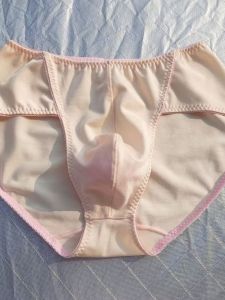 Mens Summer Ice Silk Cool Feeling Shorts Skin-friendly Wear-resistant Versatile Fashionable Large Size Yoga Fitness Shorts