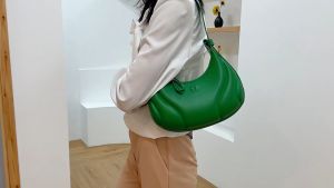 Tas Slingbag Wanita Fashion Korea & Import China: Pilihan Modis Elegan Termurah