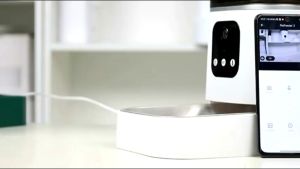 Pet Feeder 6L Capacity App Control / Intercom Function / Camera 720p