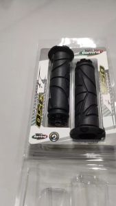 Domino Handle Grip Universal with bar end