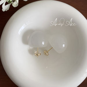 ต่างหูทรงกลมสีลูกกวาดหลากสีสันสำหรับผู้หญิง ต่างหูสไตล์เกาหลี ต่างหูแฟชั่น เครื่องประดับแฟชั่นสำหรับผู้หญิง