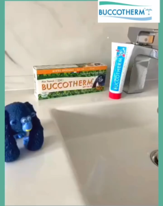 Kem đánh răng hữu cơ cho bé từ 2 - 6 tuổi vị Dâu (Organic Toothpaste for Children) - Buccotherm - 50ml