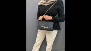 Tas Pesta Wanita Sling Bag Rantai Bahan Kulit Sintetis