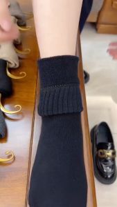 Set 10 Đôi Tất Nam Nữ Lông Xù Cổ Cao Cute Gân Trơn Vớ Cao Cổ Dài Phong Cách Vintage Hàn Quốc Chống Hôi Chân