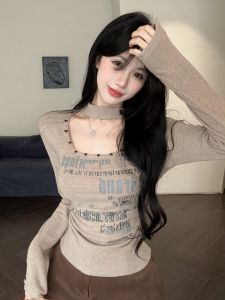 GUZILIAN | Sass Chic Hang-Neck Long Sleeve Letter Print & Studs T-shirt