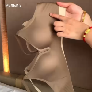 (SG InStock) Ma Ric Ric Silky Soft Jelly Support Fixed Pad Wireless Latex Bra (Wireless. Seamless. lingerie) - TSB28