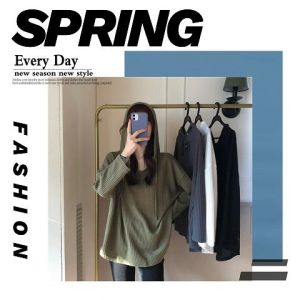 Psion ใหม่ เสื้อฮู้ดแฟชั่น งานสำหรับสาวๆ ทรงสวยใส่สบาย ผ้าไม่หนา โทนสีแบบคุมโทนใส่ง่ายมีหลายสีให้เลือก สั่งเลยจัดส่งจากไทยรอไม่นาน