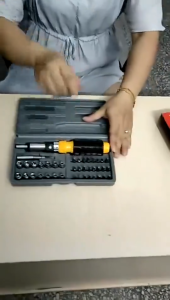 ชุดไขควงอเนกประสงค์พกพา 41 ชิ้น พร้อมประแจบล็อกและชุดประแจอเนกประสงค์พกพา