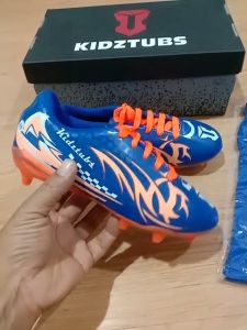 KIDZTUBS Sepatu Bola Anak Laki Laki Size 28 29 30 31 32 33 34 35 36 37 KDZ1311112424
