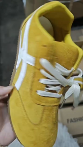Lightweight flat sneakers Forrest Gump Shoes Deerskin breathable soft sole Casual womens shoes