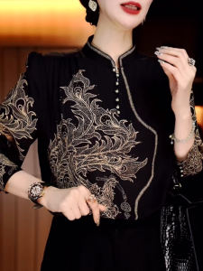 Fashionable Retro Print Loose Stand Collar Shirt Womens Early Spring New Style Slimming Long Sleeve Elegance Top