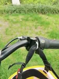 Universal Metal Motorcycle Helmet Lock Bike Handlebar Helmet Anti-theft Safety Lock Accessories wih Hooks and Two Keys