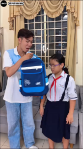 Balo Học Sinh Siêu Nhẹ TNBags TN.B.3014 Chống Gù Chống Nước Nhiều Ngăn Tiện Dụng Màu Xanh Đen Hiện Đại!