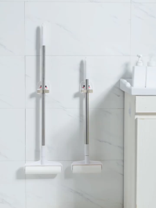 Sticky Hair Roller แปรงลูกกลิ้งก้านยาวดูดผมสิ่งศักดิ์สิทธิ์บนเตียงทำความสะอาดเส้นผมบนพื้นรู้สึกลูกกลิ้งกระดาษฉีกขาด