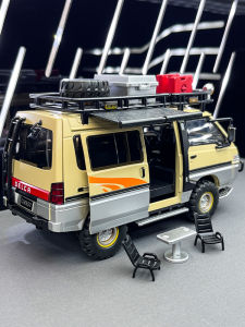 HUIYAO | Simulated 1:24 Scale Camping Off-Road Van Model Alloy