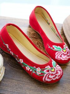 Embroidered Flat Bottom Soft Rubber Wide Foot Women's Shoes Traditional Chinese Dance Square Dancing Spring Autumn Red Shoes
