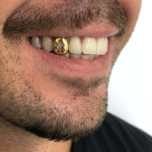 Best-Selling Single Set Of Dental Braces Rap Dazzling Halloween Personalized Teeth Props False Teeth Accessories