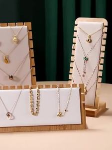 12 Slot Bamboo Wood Necklace Holder Jewelry Display Stand Organizer Necklaces Pendants Chains