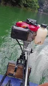 เครื่องยนต์เรือนอกเรือ ใบพัดเรือใช้เบนซิน เครื่องยนต์ 4 จังหวะ สตาร์ทไฟฟ้า อะลูมิเนียมอัลลอยด์ กำลัง 11HP และ 13HP