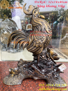 Tượng gà trống hoa hồng đứng bệ tùng cao 40cm bằng đồng hun giả cổ ngang 32cm sâu 15cm nặng 10kg