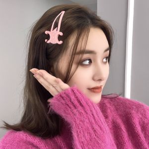 Pinapple ตัวอักษร C คลิปผมสำหรับ Lady Bangs จัดแต่งทรงผมโลหะอุปกรณ์เสริมผมสำหรับนักเรียน