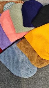 Topi Kupluk Rajut Import: Desain Trendy & Berkualitas