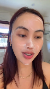 ORIGINAL 1PC BMRS MILKY HYA WITH CREAMIDE SOAP Increase Skin Moisture Minimize Fine Line & Wrinkles Brighten Skin 70g.