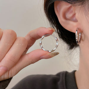 Exaggerated Minimalist Hoop Earrings Womens New 2025 Simple Elegant Fashion Jewelry Ear Cuff Alloy Silver Gold Plated