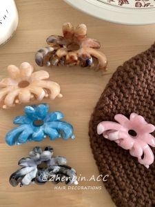 MENGWUZHENPIN | Unique Ink Flower Acrylic Hair Clip