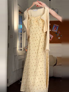 Váy Dài Mùa Thu Mới 2025 Miu Kiểu Pháp Họa Tiết Hoa Dây Đeo Eo Cao Váy Dài Hai Mảnh Cho Nữ