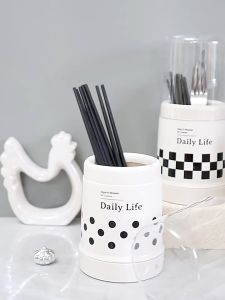Insect-proof Dustproof Chopstick Holder Cage Flatware Rack Spoon Fork Drying kitchen accessories Drain Bucket Organiser