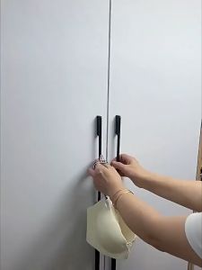 HESPR🌈ไม้แขวนเสื้อ 8 ตะขอจัดระเบียบ กันลื่น ประหยัดพื้นที่ ที่เก็บเสื้อผ้า ไม้แขวนผ้าอเนกประสงค์