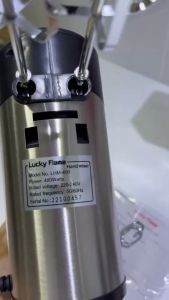 เครื่องผสมอาหาร เครื่องตีไข่ 400W  Lucky Flame รุ่นเครื่องตีแป้ง เครื่องตีแป้ง เครื่องปั่นไข่ เครื่องตีครีม เครื่องตีไฟฟ้า แบบชุดโถ