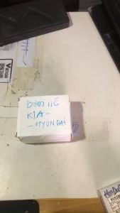 Kia Bơm rửa kính chắn gió Hyundai Kia bằng nhựa ABS dành cho xe hơi ô tô Hyundai