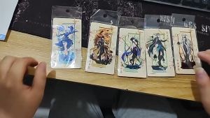 Hiasan Gantungan Genshin Impact & Pembatas Buku Metal Anime: Hadiah Menarik untuk Mahasiswa