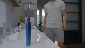 Oclean Flow / Flow TravelGo Sonic Electric Toothbrush with Quiet Operation 5 Brushing Modes & USB-C Charging (READY STOCK)