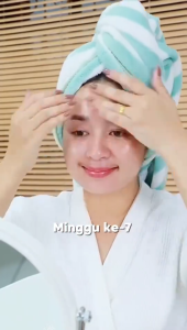 Pomegranate Niacinamide Brightening Moisturizer BPOM 50gr Cream Flek Hitam Membandel Cream Siang Malam Glowing Cream Pencerah Wajah Pelembab Wajah Kering dan Kusam Penghilang Flek Hitam Anti Penuaan Anti Kerut Mencerahkan Kulit Mengecilkan pori-pori
